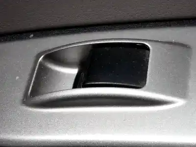 Автозапчасти б/у управление задними правыми стеклами за MITSUBISHI L 200 (KA0/KB0) Cabina doble Invite 4x4 ссылки OEM IAM   