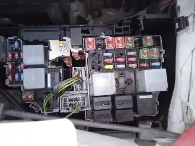 Gebrauchtes Autoersatzteil relais sicherungskasten multifunktionsrelais zum land rover freelander (lr2) sd4 s oem-iam-referenzen 