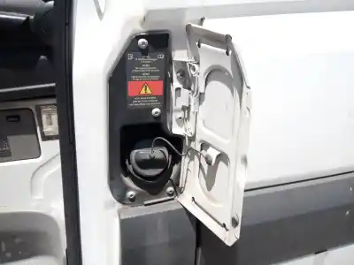 Recambio de automóvil de segunda mano de tapa exterior combustible para mercedes sprinterii caja cerrada (desde 01.06) 210/213/216 cdi (906.611/613) referencias oem iam   