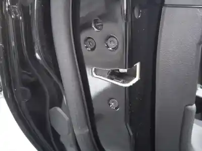 Recambio de automóvil de segunda mano de cerradura puerta trasera izquierda para ford focus lim. business referencias oem iam 