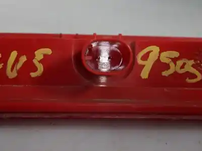 Peça sobressalente para automóvel em segunda mão farolim de travão central por ford focus lim. business referências oem iam 8a6113a613aj e2-b3-59-2 8a6113a613be