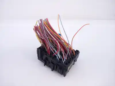 Second-hand car spare part fuse box unit for renault twingo dynamique oem iam references  e2-a1-33-1 