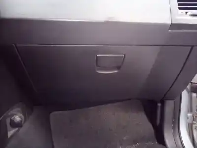 Автозапчастина б/у бардачок для SSANGYONG KYRON 200 Xdi Limited Посилання на OEM IAM   