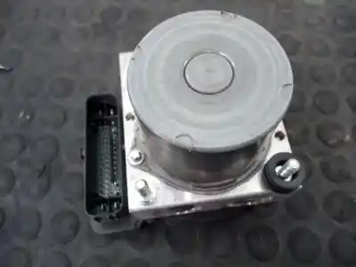 Peça sobressalente para automóvel em segunda mão abs por peugeot 5008 active referências oem iam 9826694380 p3-a8-18-3 