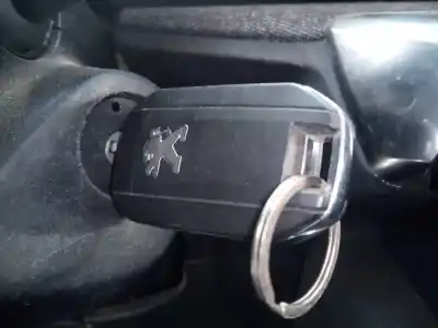 Pezzo di ricambio per auto di seconda mano dispositivo antifurto per peugeot 5008 active riferimenti oem iam 