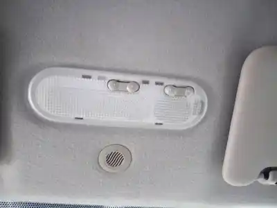 Second-hand car spare part interior light for dacia duster laureate 4x4 oem iam references 