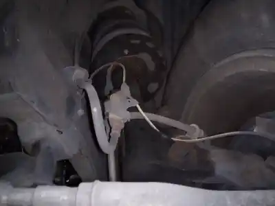 Автозапчасти б/у амортизатор передний правый за TOYOTA AURIS (_E18_) 1.8 HYBRID (ZWE186_) ссылки OEM IAM   