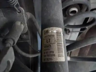 Peça sobressalente para automóvel em segunda mão amortecedor traseiro esquerdo por chevrolet orlando lt+ referências oem iam 13279250  