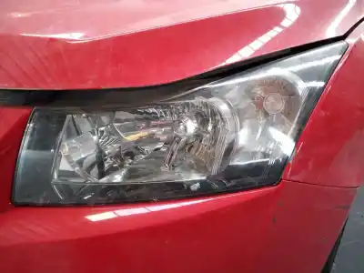 Recambio de automóvil de segunda mano de FARO IZQUIERDO para CHEVROLET CRUZE  referencias OEM IAM   