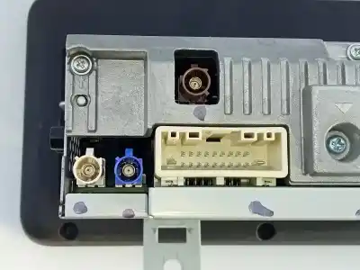 Second-hand car spare part gps navigation system for dacia sandero iii stepaway oem iam references 280215095r lan5900wr3d e2-a1-43-3 