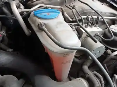Peça sobressalente para automóvel em segunda mão depósito de expansão por audi a4 berlina (b8) s line sportpaket / plus referências oem iam 