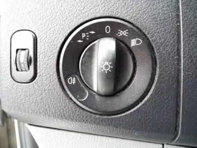 Pezzo di ricambio per auto di seconda mano Controllo Della Luce per VOLKSWAGEN CRAFTER CAJA CERRADA Caja cerrada 35 Riferimenti OEM IAM   