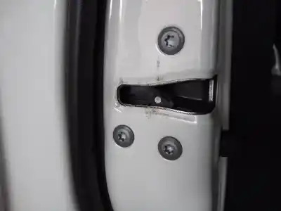 Tweedehands auto-onderdeel linker voordeur slot voor toyota prius (nhw30) plug-in hybrid advance oem iam-referenties 