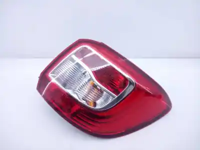 Pezzo di ricambio per auto di seconda mano LUCI POSTERIORI DESTRA per DACIA SANDERO  Riferimenti OEM IAM 265506669R E2-A1-18-4 