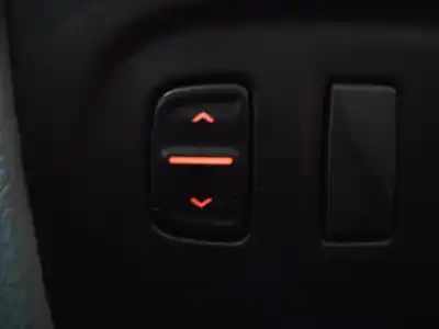 Peça sobressalente para automóvel em segunda mão botão / interruptor elevador vidro dianteiro esquerdo por dacia sandero ambiance referências oem iam 