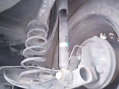 Peça sobressalente para automóvel em segunda mão amortecedor traseiro direito por dacia sandero ambiance referências oem iam 