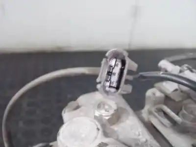 Peça sobressalente para automóvel em segunda mão compressor de ar condicionado a/a a/c por bmw x1 (e84) sdrive 18d referências oem iam 4472601853 p3-a2-4-4 