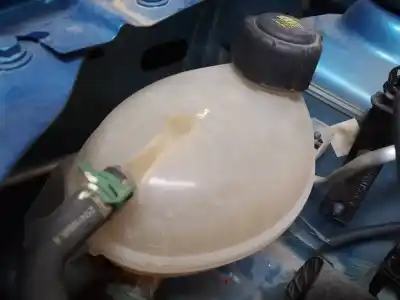 Second-hand car spare part coolant expansion tank for dacia sandero stepway oem iam references 