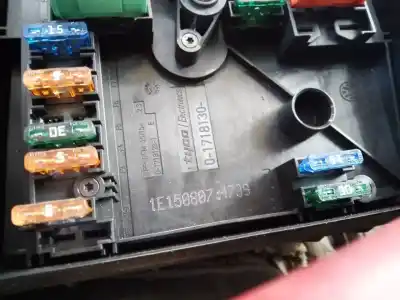 Recambio de automóvil de segunda mano de caja reles / fusibles para audi a3 sportback (8p) 1.4 tfsi attraction referencias oem iam 1e1508007  
