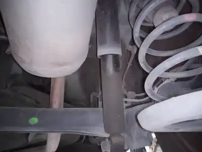 Peça sobressalente para automóvel em segunda mão amortecedor traseiro direito por hyundai i20 city s referências oem iam 