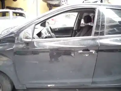 Peça sobressalente para automóvel em segunda mão porta da frente esquerda por hyundai i20 city s referências oem iam 
