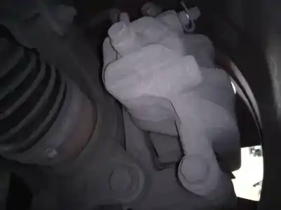 Peça sobressalente para automóvel em segunda mão pinça de travão dianteira esquerda por hyundai i20 city s referências oem iam 