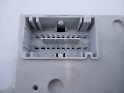 Second-hand car spare part fuse box unit for fiat scudo combi (272) l2h1 120 multijet (5 pl.) oem iam references 52089836 e3-a4-23-1 