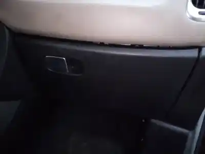 Peça sobressalente para automóvel em segunda mão porta luvas por fiat 500 l living (351) pop star referências oem iam 