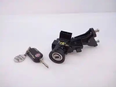 Peça sobressalente para automóvel em segunda mão canhão de ignição por fiat 500 l living (351) pop star referências oem iam 00505254300