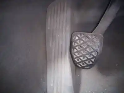 Piesă de schimb auto la mâna a doua pedalã de ambreaj pentru bmw serie 3 cabrio (e93) 320d referințe oem iam 