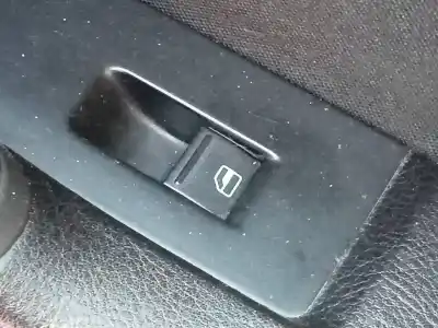 Peça sobressalente para automóvel em segunda mão botão / interruptor elevador vidro traseiro direito por volkswagen passat lim. (362) edition bluemotion referências oem iam 