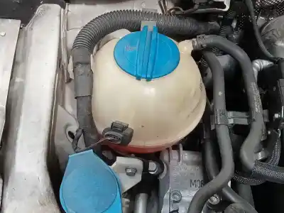 Peça sobressalente para automóvel em segunda mão depósito de expansão por volkswagen passat lim. (362) edition bluemotion referências oem iam 