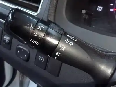 Tweedehands auto-onderdeel intermitterende controle voor toyota avensis (t27) advance oem iam-referenties 