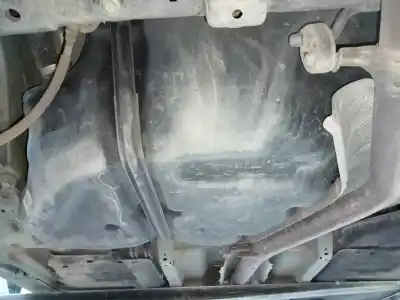 Second-hand car spare part fuel tank for toyota avensis (t27) advance oem iam references   