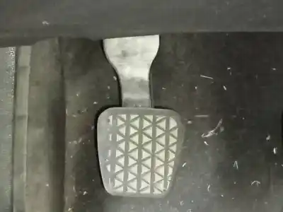 Peça sobressalente para automóvel em segunda mão Pedal Da Embreagem por CHEVROLET ORLANDO LT+ Referências OEM IAM   