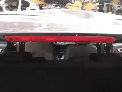 Pièce détachée automobile d'occasion Feu De Frein Central pour FORD FIESTA (CCN) Ambiente Références OEM IAM   