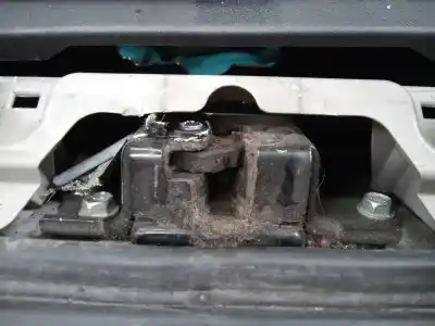 Автозапчасти б/у замок багажника/ворот за toyota prius (nhw30) plug-in hybrid advance ссылки oem iam 