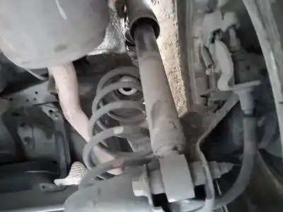 Автозапчасти б/у правый задний амортизатор за toyota prius (nhw30) plug-in hybrid advance ссылки oem iam 