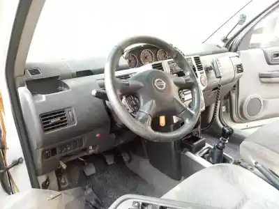 Recambio de automóvil de segunda mano de salpicadero para nissan x-trail (t30) comfort referencias oem iam   