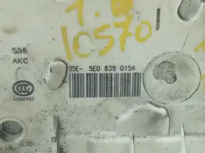 Автозапчастина б/у замок дверей заднього лівого для seat toledo (kg3) style посилання на oem iam 5e0839015a e1-b6-48-2 