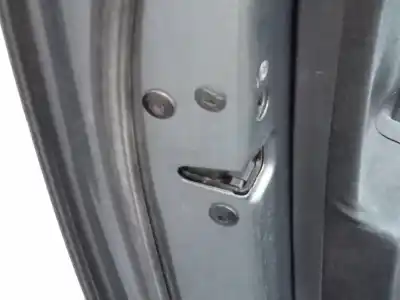 Автозапчастина б/у замок дверей заднього лівого для volkswagen passat berlina (3c2) advance посилання на oem iam 