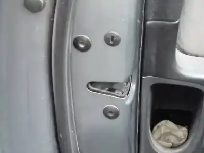 Автозапчастина б/у замок передніх дверей лівий для volkswagen passat berlina (3c2) advance посилання на oem iam 