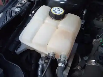 Peça sobressalente para automóvel em segunda mão depósito de expansão por ford focus turn. (cb8) trend referências oem iam 