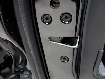 Peça sobressalente para automóvel em segunda mão fechadura da porta traseira esquerda por ford focus turn. (cb8) trend referências oem iam 