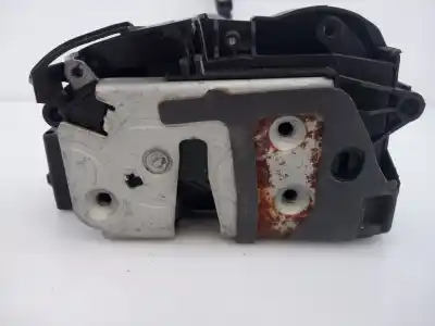 Peça sobressalente para automóvel em segunda mão fechadura da porta dianteira esquerda por ford focus turn. (cb8) trend referências oem iam bm5aa21813ad e2- b3-9-2 921755103