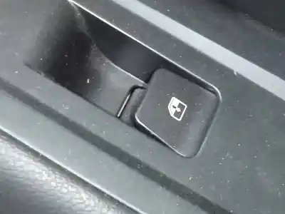 Автозапчасти б/у выключатель переднего правого окна за hyundai i30 (pd) essence ссылки oem iam 