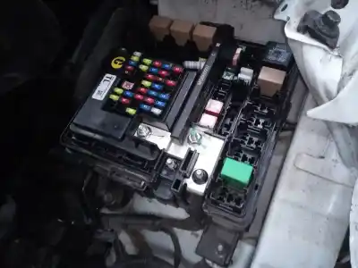 Piesă de schimb auto la mâna a doua PANOU SIGURANȚE pentru HYUNDAI TUCSON  Referințe OEM IAM 91950D3230A  