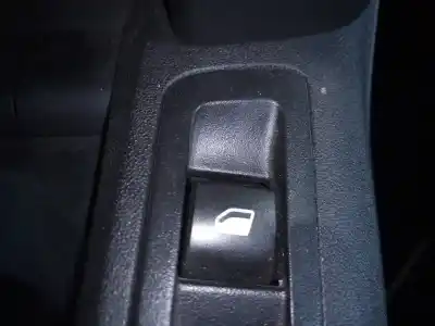 Peça sobressalente para automóvel em segunda mão Botão / Interruptor Elevador Vidro Dianteiro Direito por CITROEN C-ELYSÉE Exclusive Referências OEM IAM   