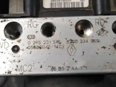 Peça sobressalente para automóvel em segunda mão abs por renault clio iii confort expression referências oem iam 8200334969 p3-a8-10-4 0265231516