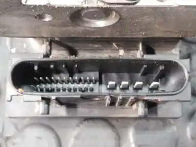 Peça sobressalente para automóvel em segunda mão abs por renault clio iii confort expression referências oem iam 8200334969 p3-a8-10-4 0265231516